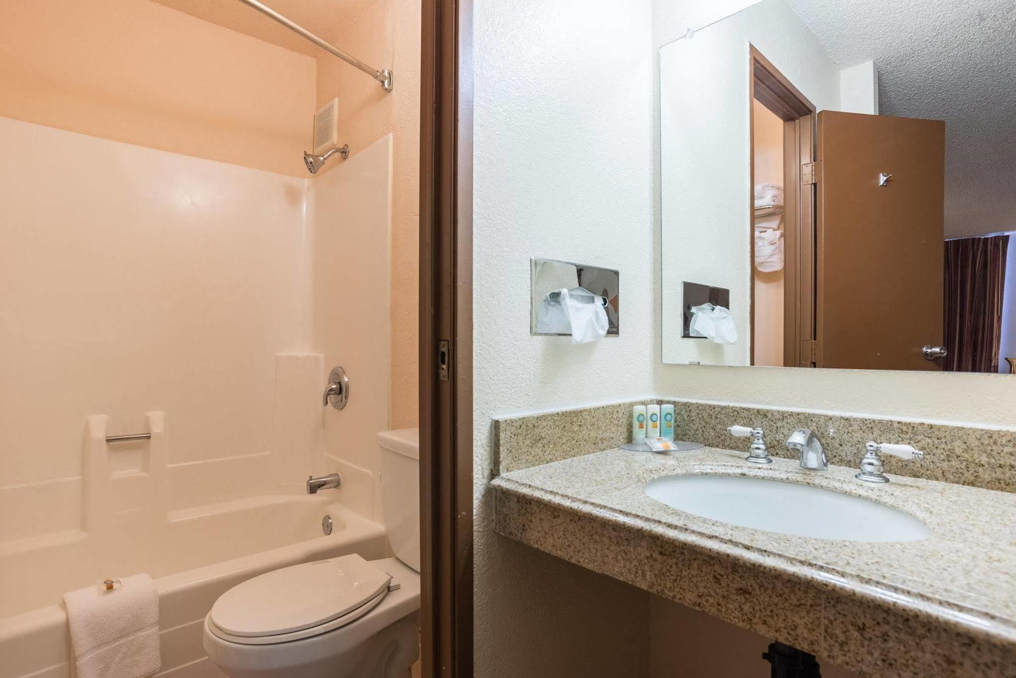 Hotel Bluestone Inn Eloy -Casa Grande Exterior photo