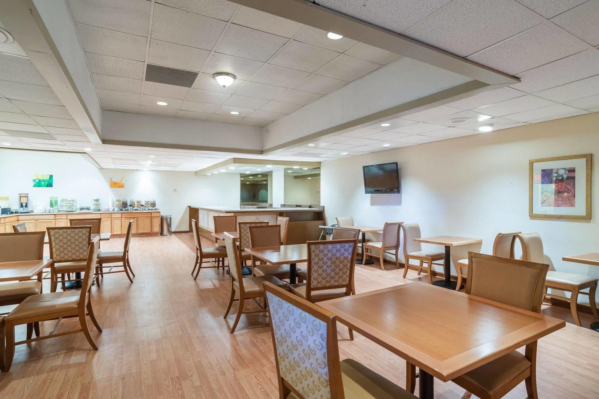 Hotel Bluestone Inn Eloy -Casa Grande Exterior photo