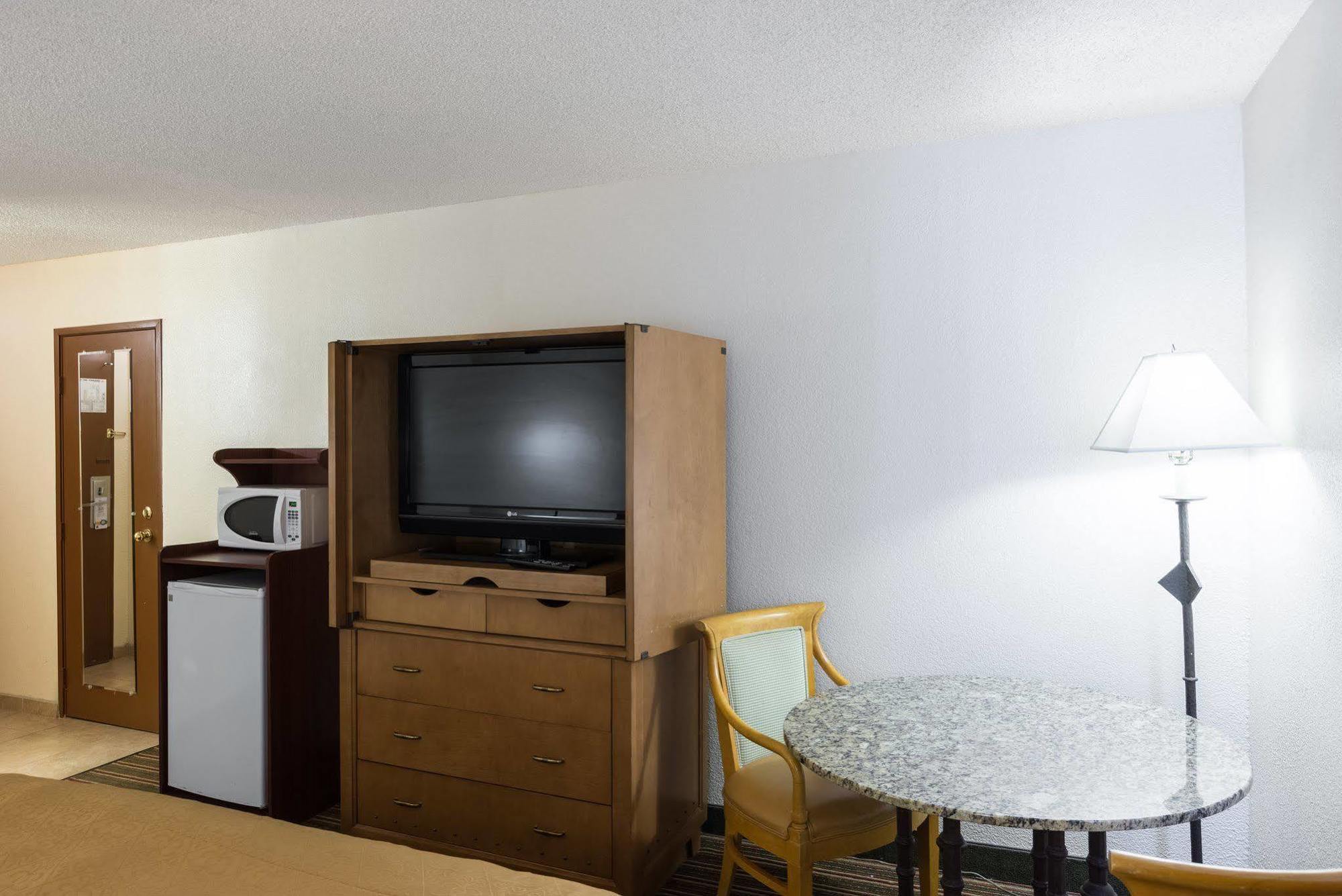 Hotel Bluestone Inn Eloy -Casa Grande Exterior photo