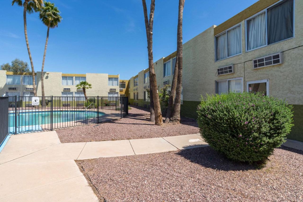 Hotel Bluestone Inn Eloy -Casa Grande Exterior photo